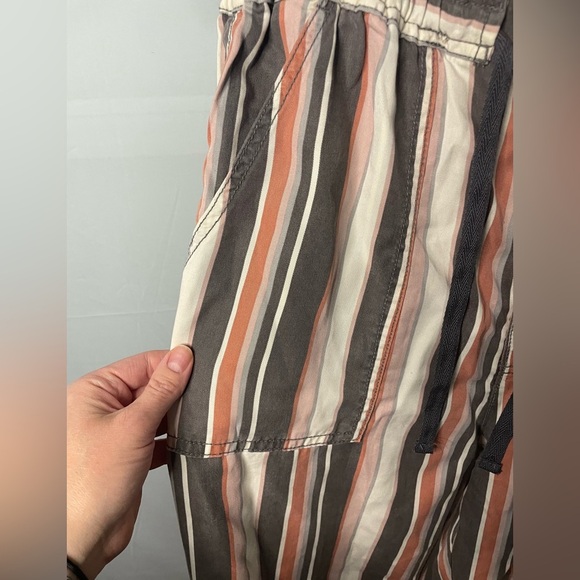 American Eagle striped garbage bag‎ jogger style pants size large - Picture 2 of 11